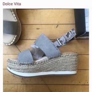 Dolce vita grey mauri w/ snake print